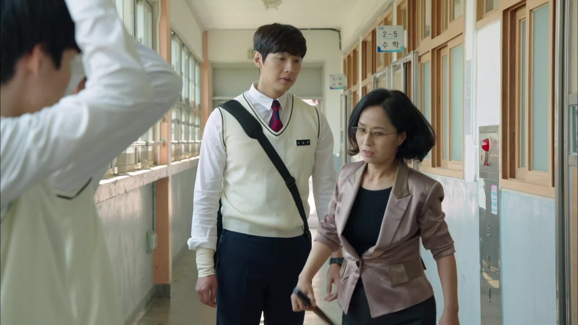 DIỄN VIÊN CHÍNH JANG DOL MOK ĐỐI ĐẦU CÙNG CẢNH SÁT KANG SO JOO