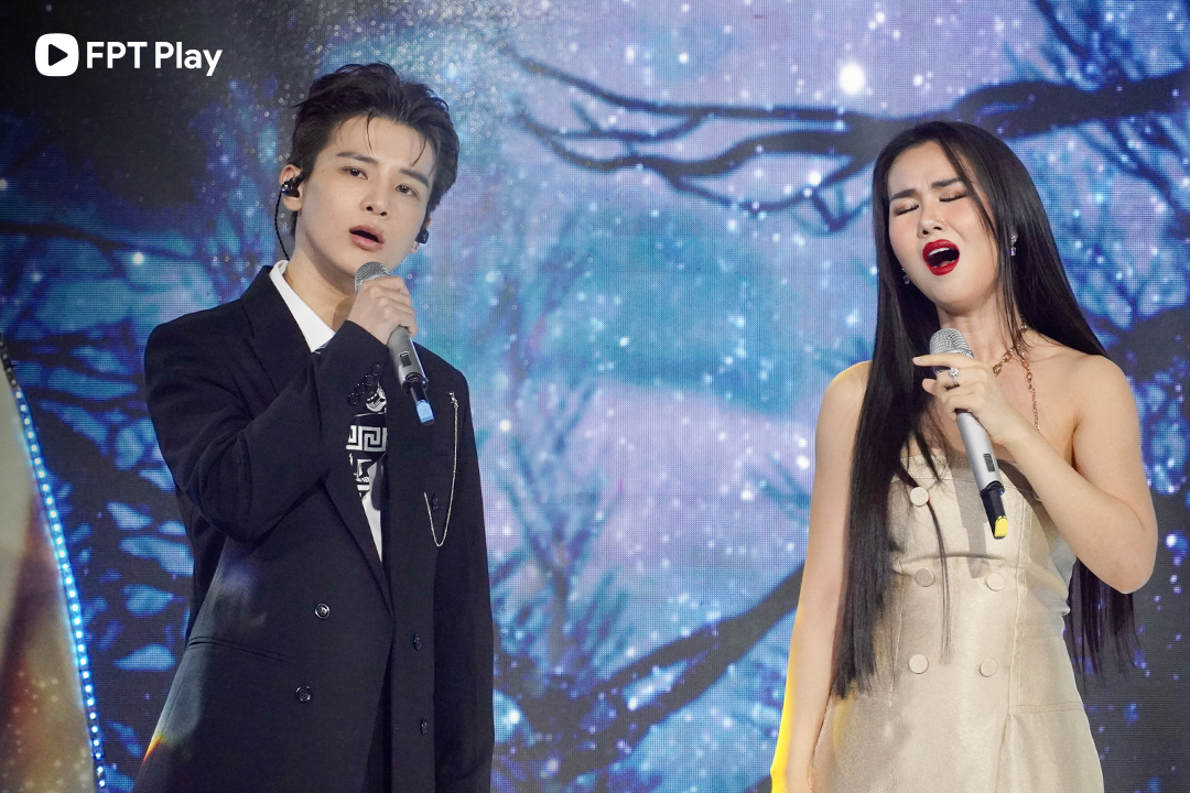 Võ Hạ Trâm Song Ca Cùng Thái Ngân Tại Gaio Lộ Thời Gian