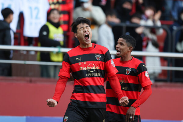 Pohang Steelers từng 3 lần lên ngôi tại AFC Champions League