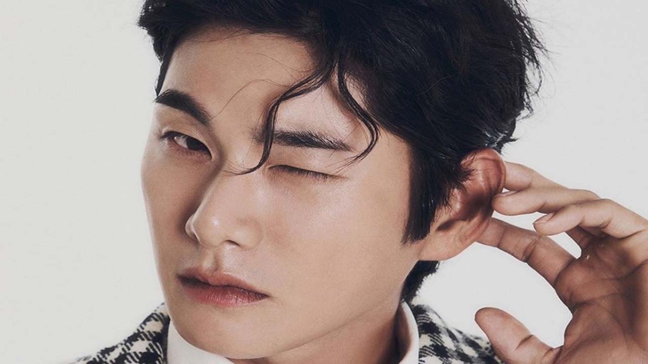 Lee Yi Kyung