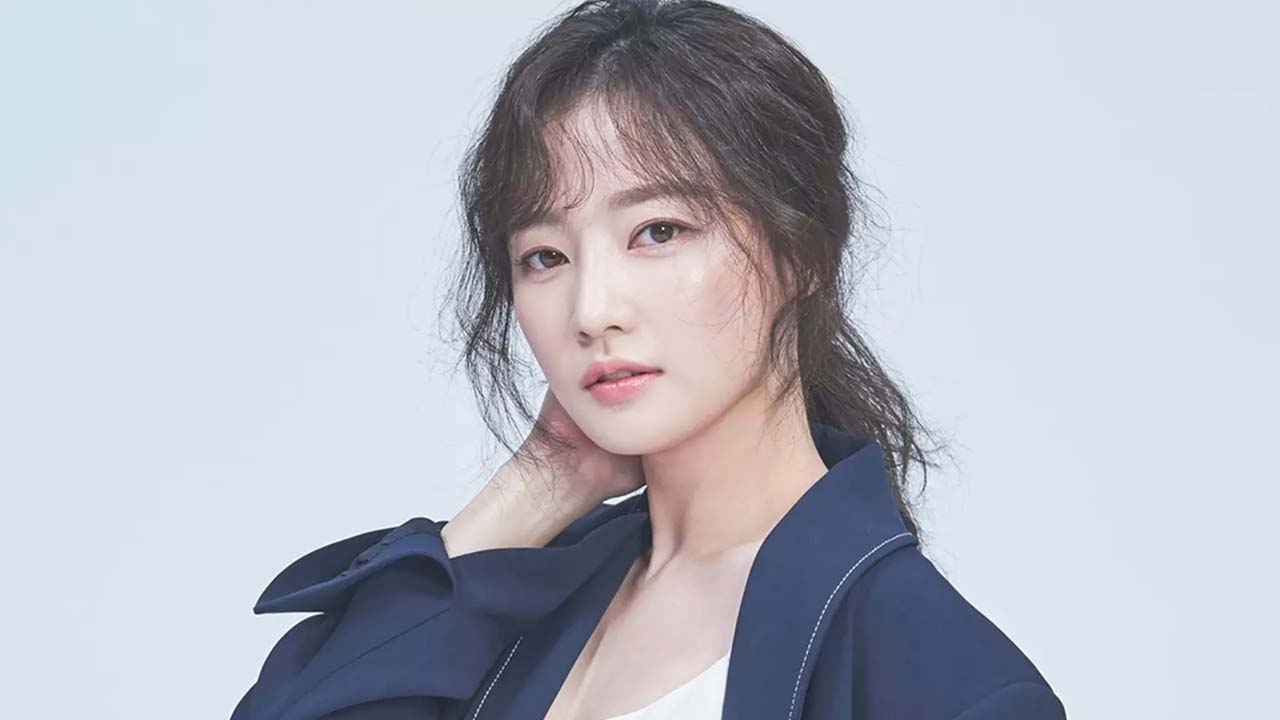 Song HaYoon