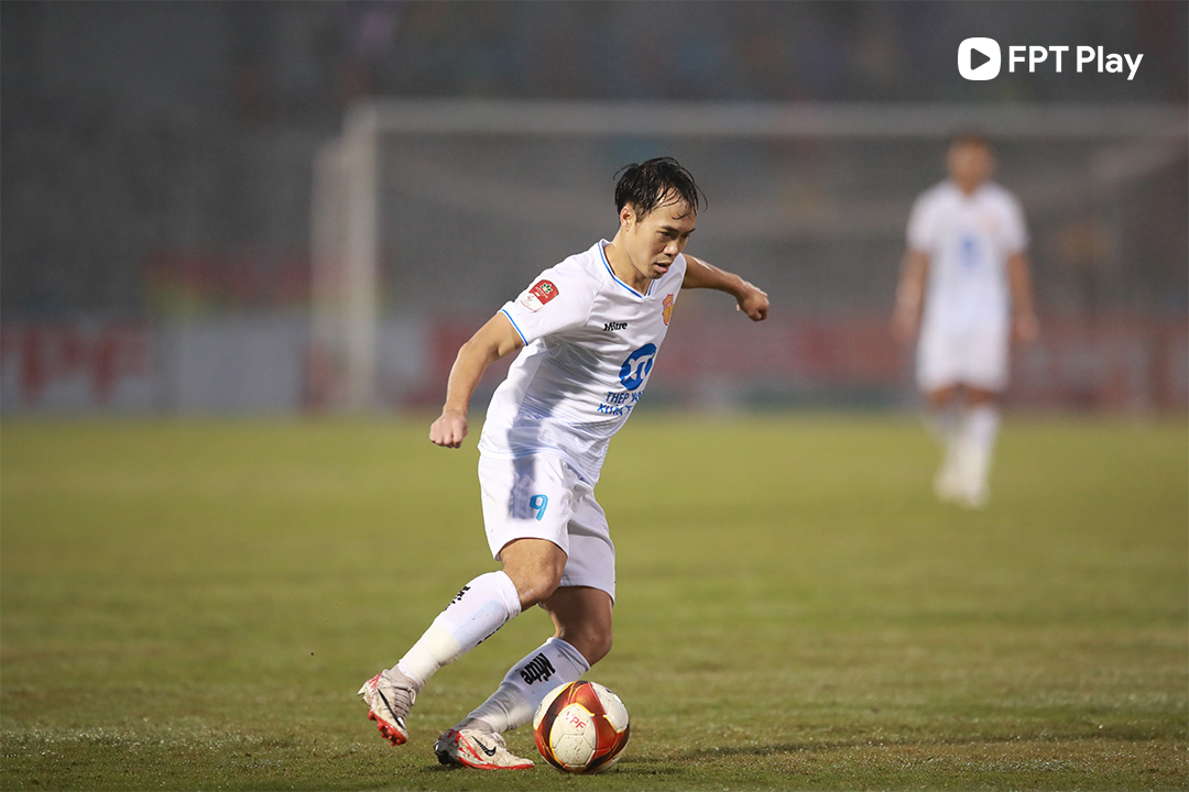 Cầu Thủ Văn Toàn