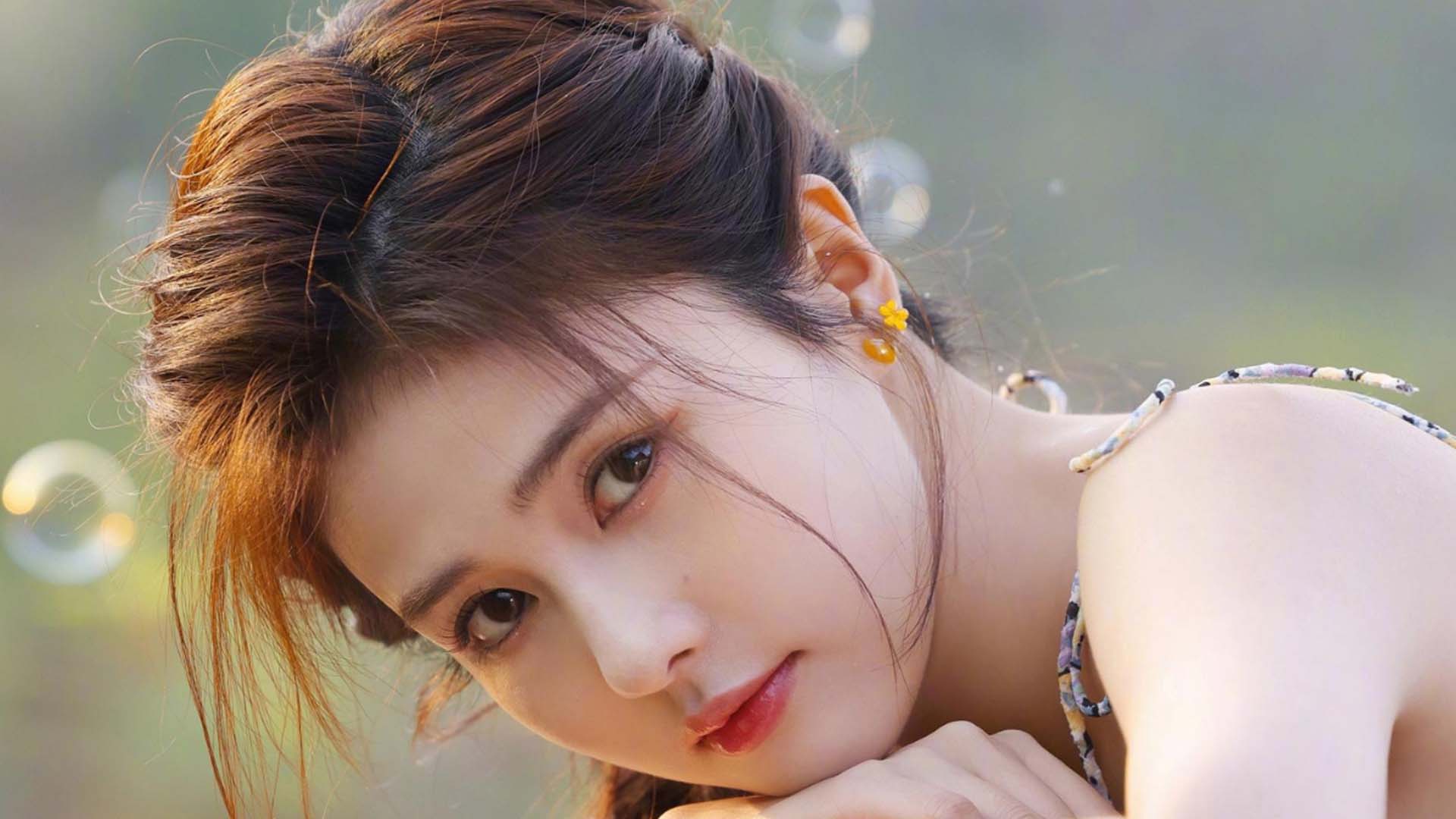Diễn viên Bạch Lộc