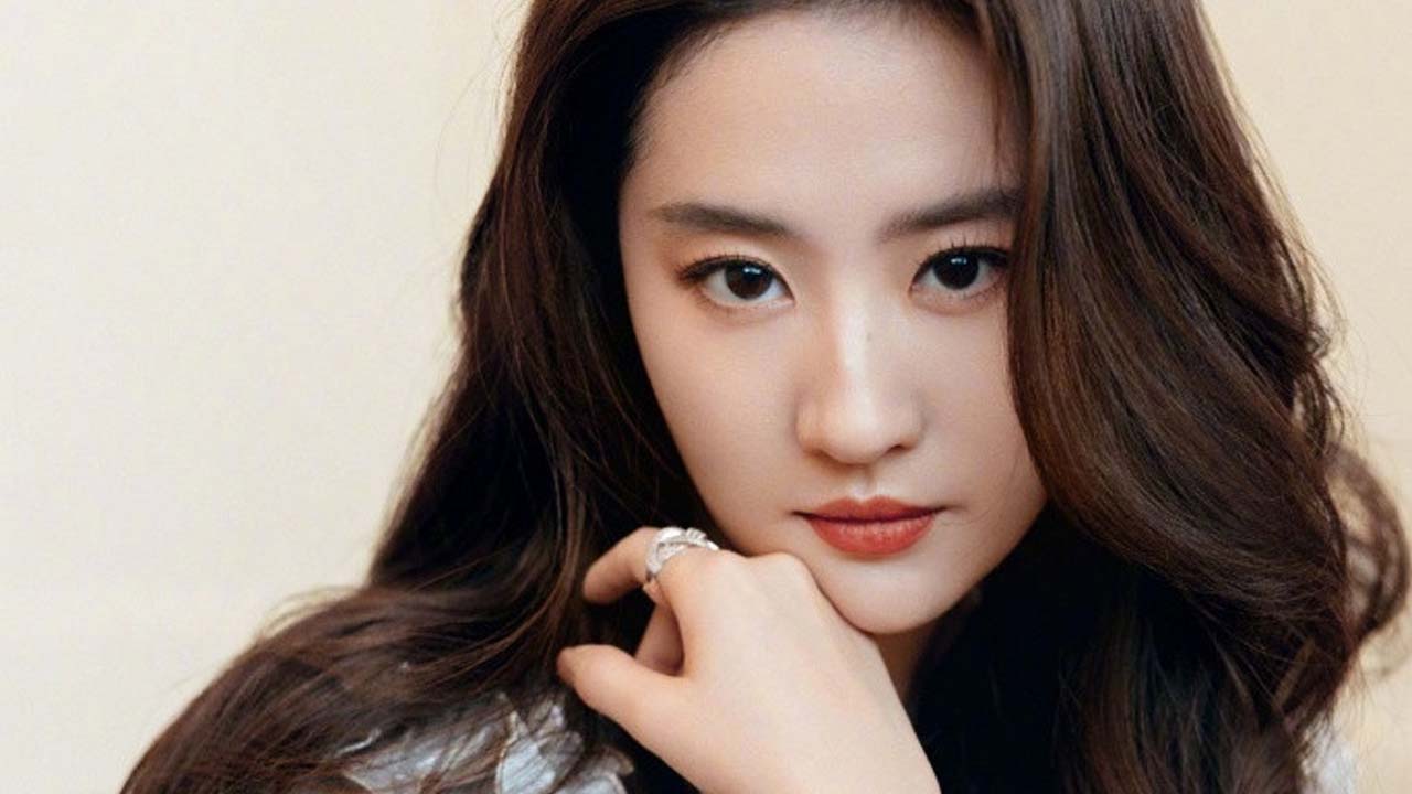 Diễn viên Lưu Diệc Phi