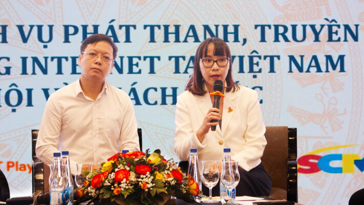 Bà Tô Nam Phương, Phó Tổng Giám đốc FPT Play phát biểu tại hội thảo. (Ảnh: FPT Play)